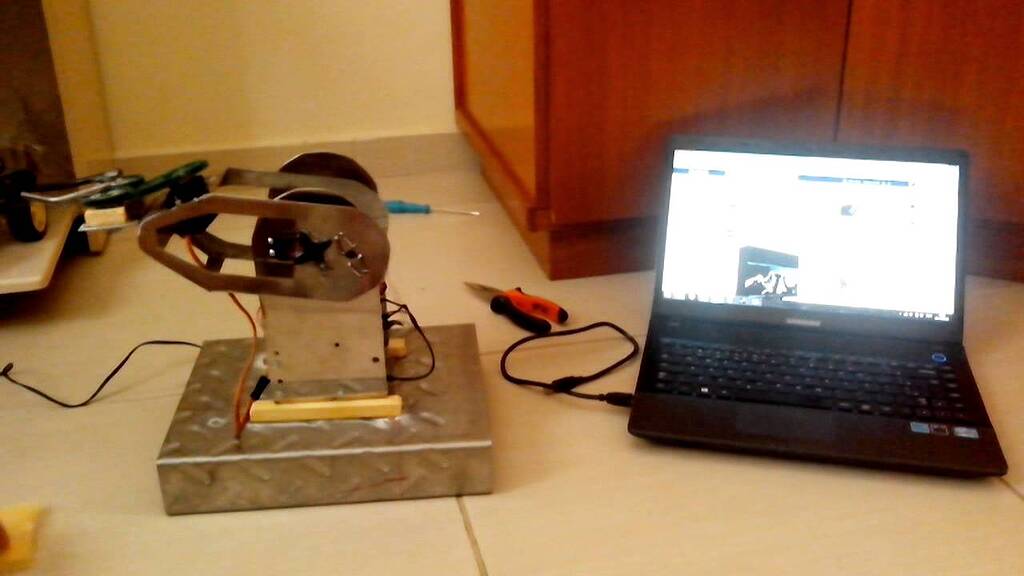 Robotic arm servo twitching Motors, Mechanics, Power and CNC