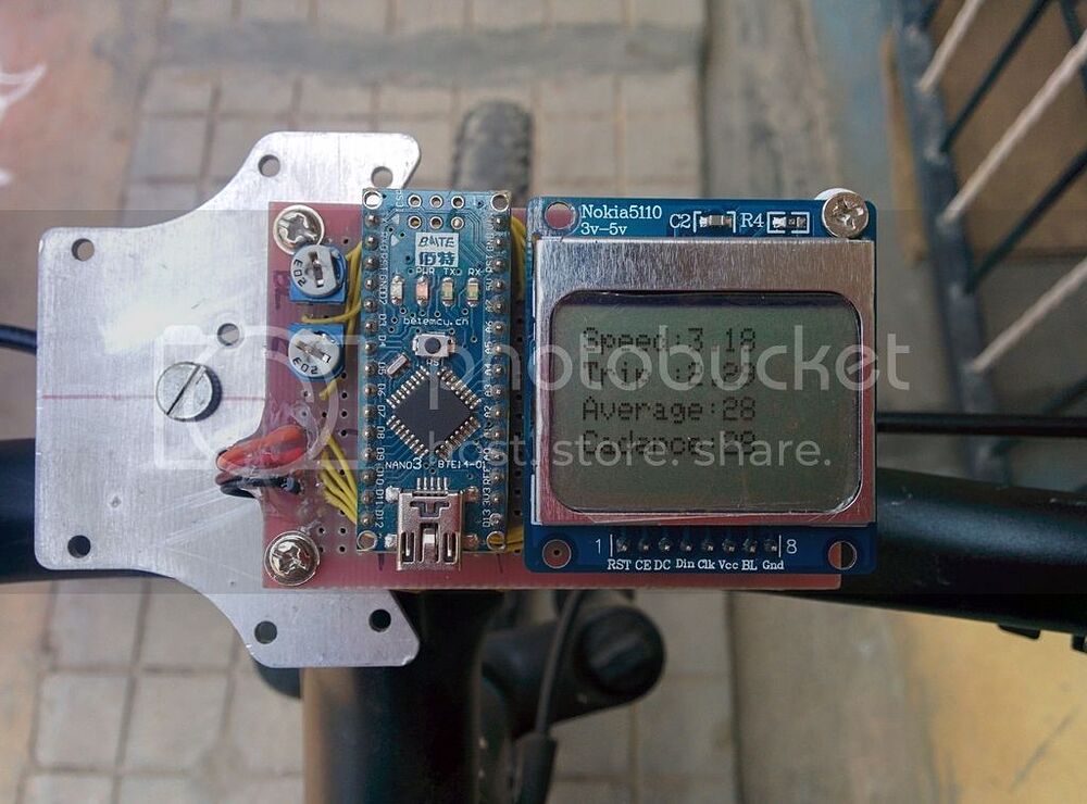 DIY Bike Computer Calculating average speed using hall sensors