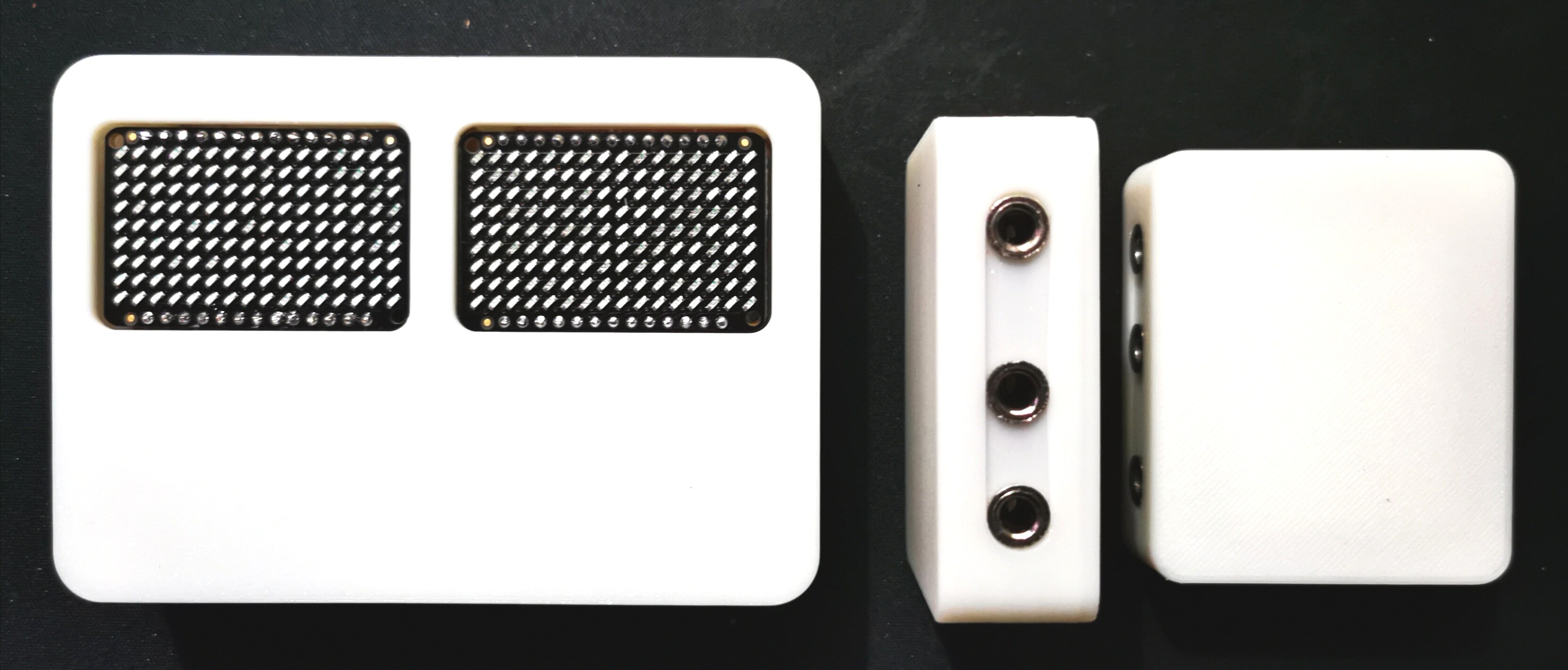 Wireless fencing scoring system detecting a PWM signal without common