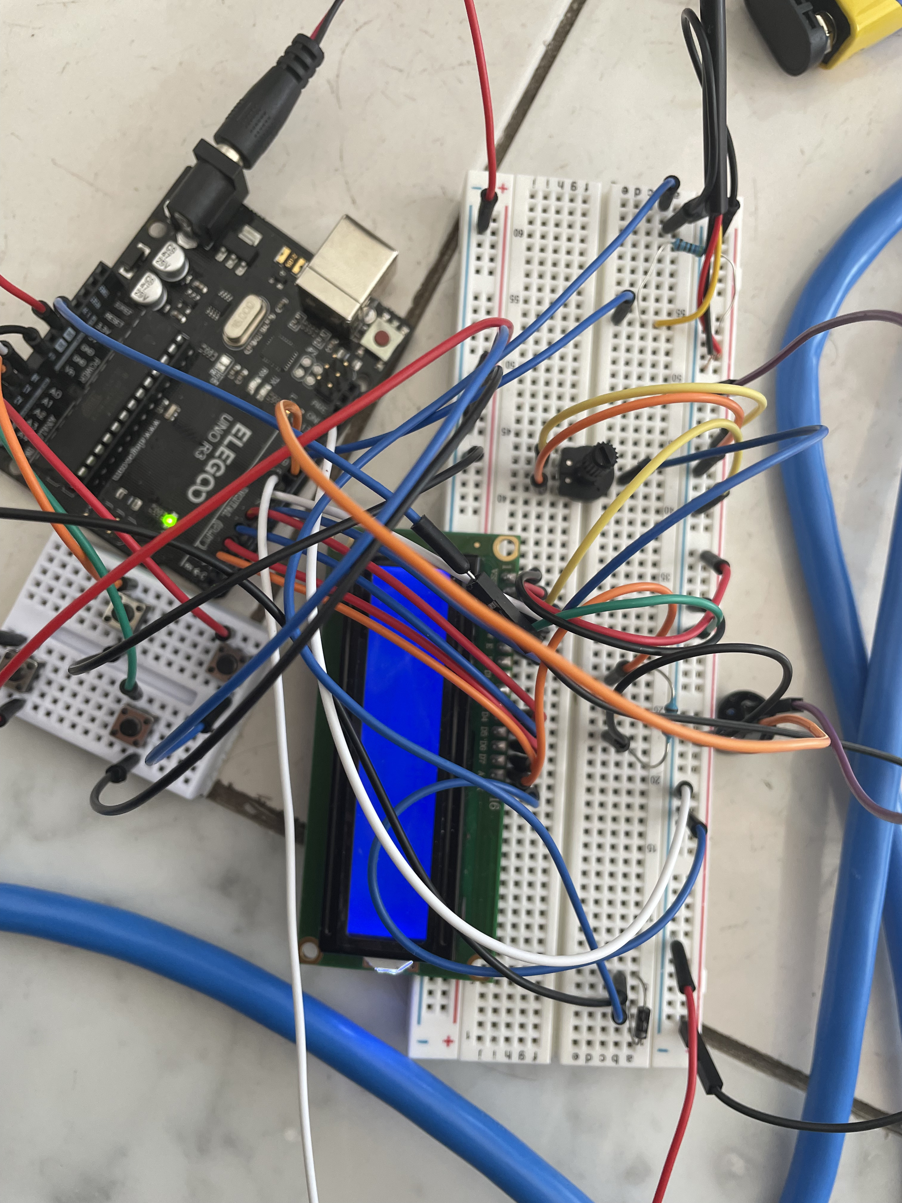 LCD display very dim - Displays - Arduino Forum