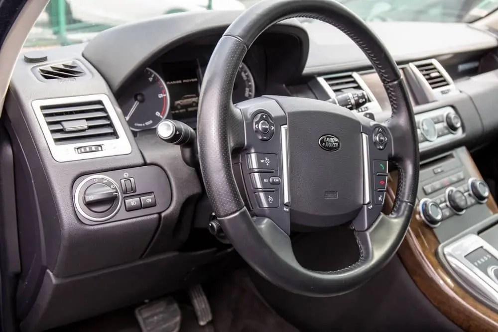 How Long Does Land Rover Air Suspension Last Signs and Causes of Land