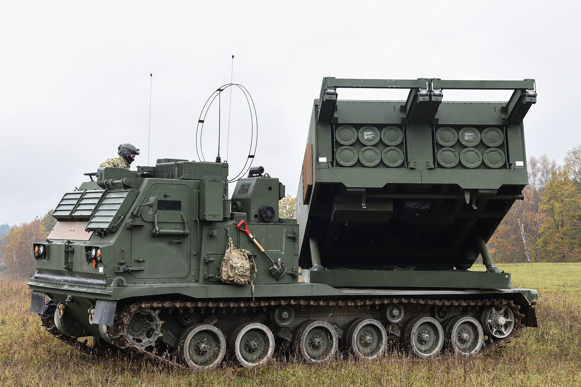 WATCH German MARS II MLRS and additional HIMARS from US arrive on the