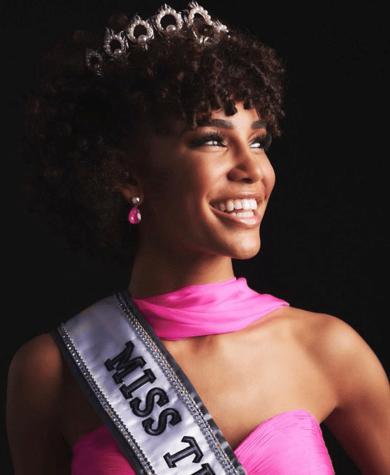 Kaliegh Garris Crowned Miss Teen USA While Rocking Her Natural Curls