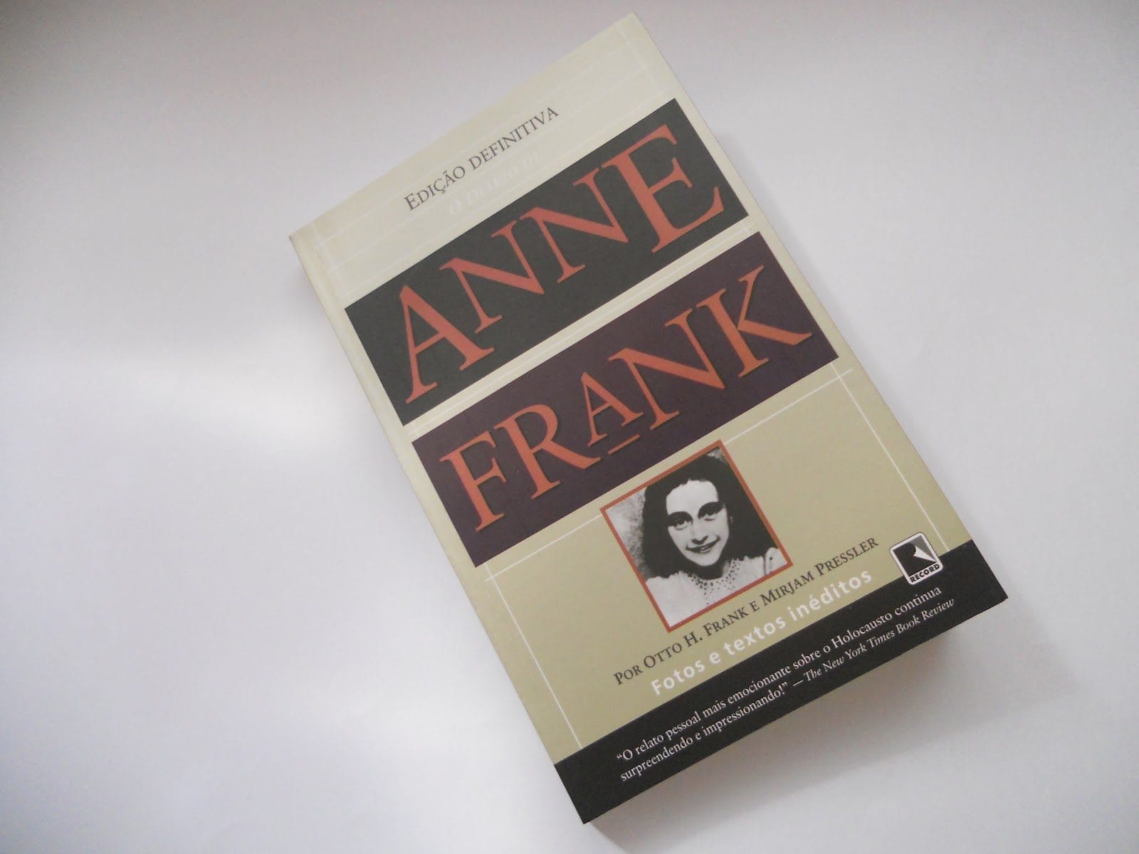 Livro O Diario De Anne Frank Pdf Resenhas de Livros