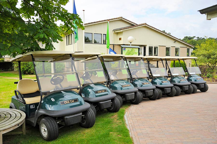 Fleet management system for 700 golf carts Evalan
