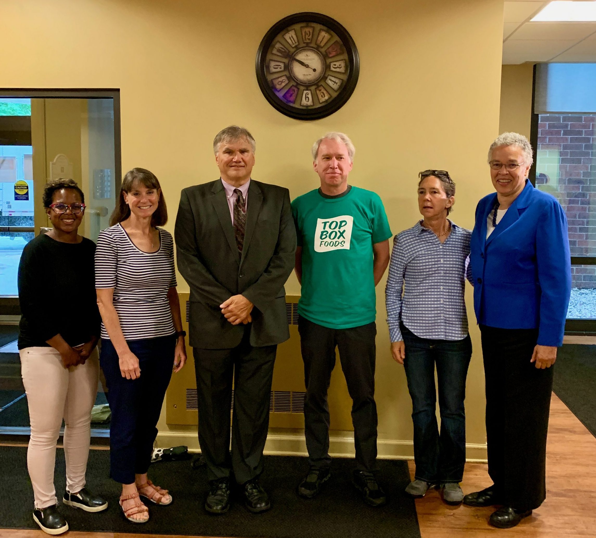 Walchirk Apartments Residents Receive Food Boxes from Cook County