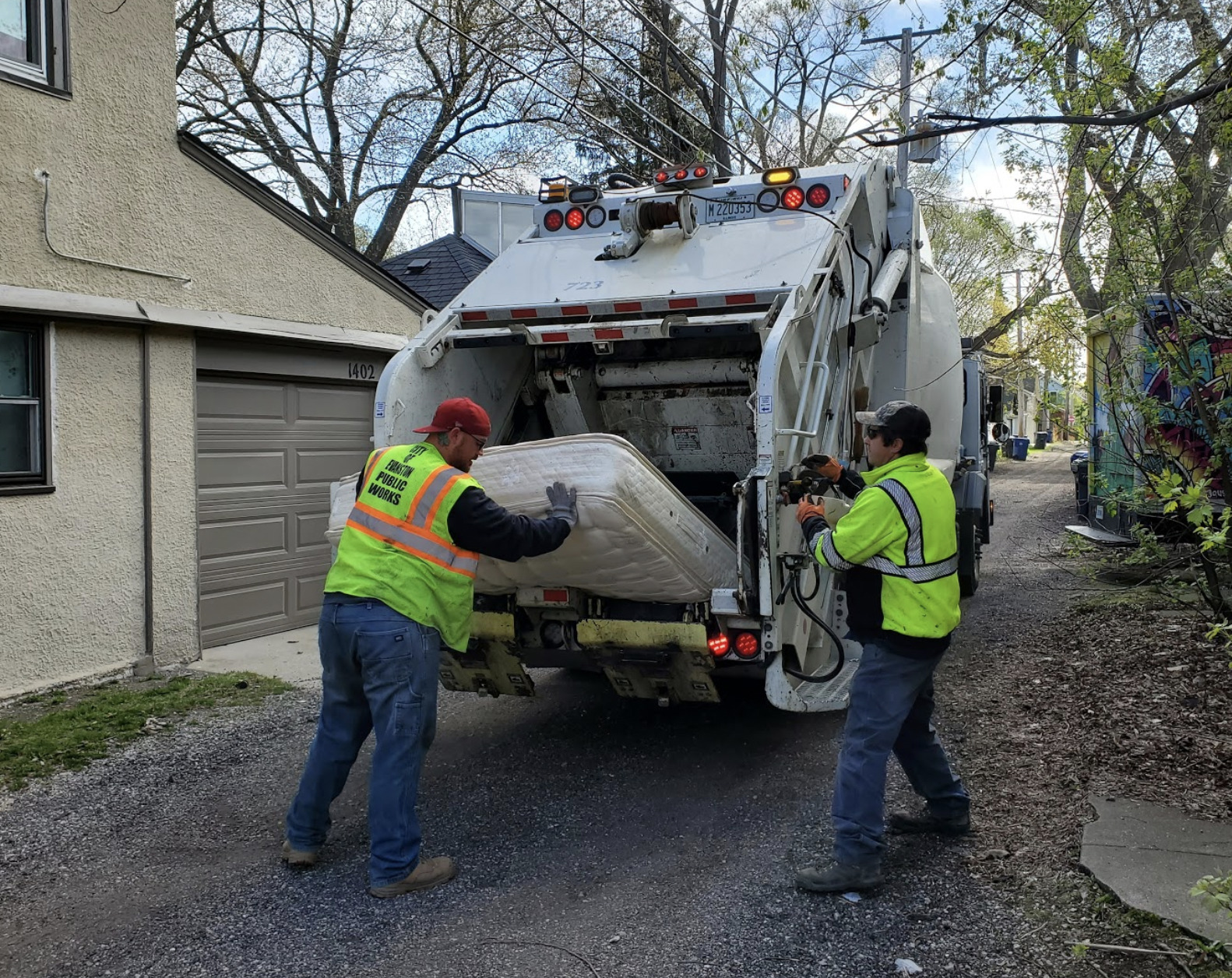 Spring bulk trash pickups begin April 7 Evanston RoundTable
