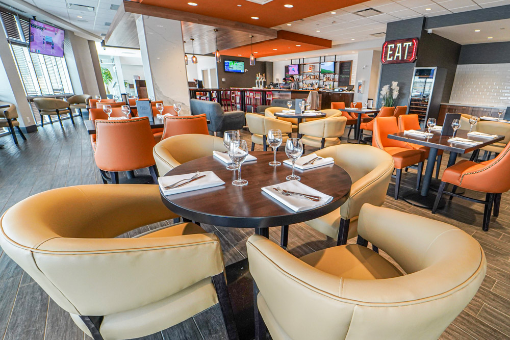 Gallery EVARIO Kitchen + Bar