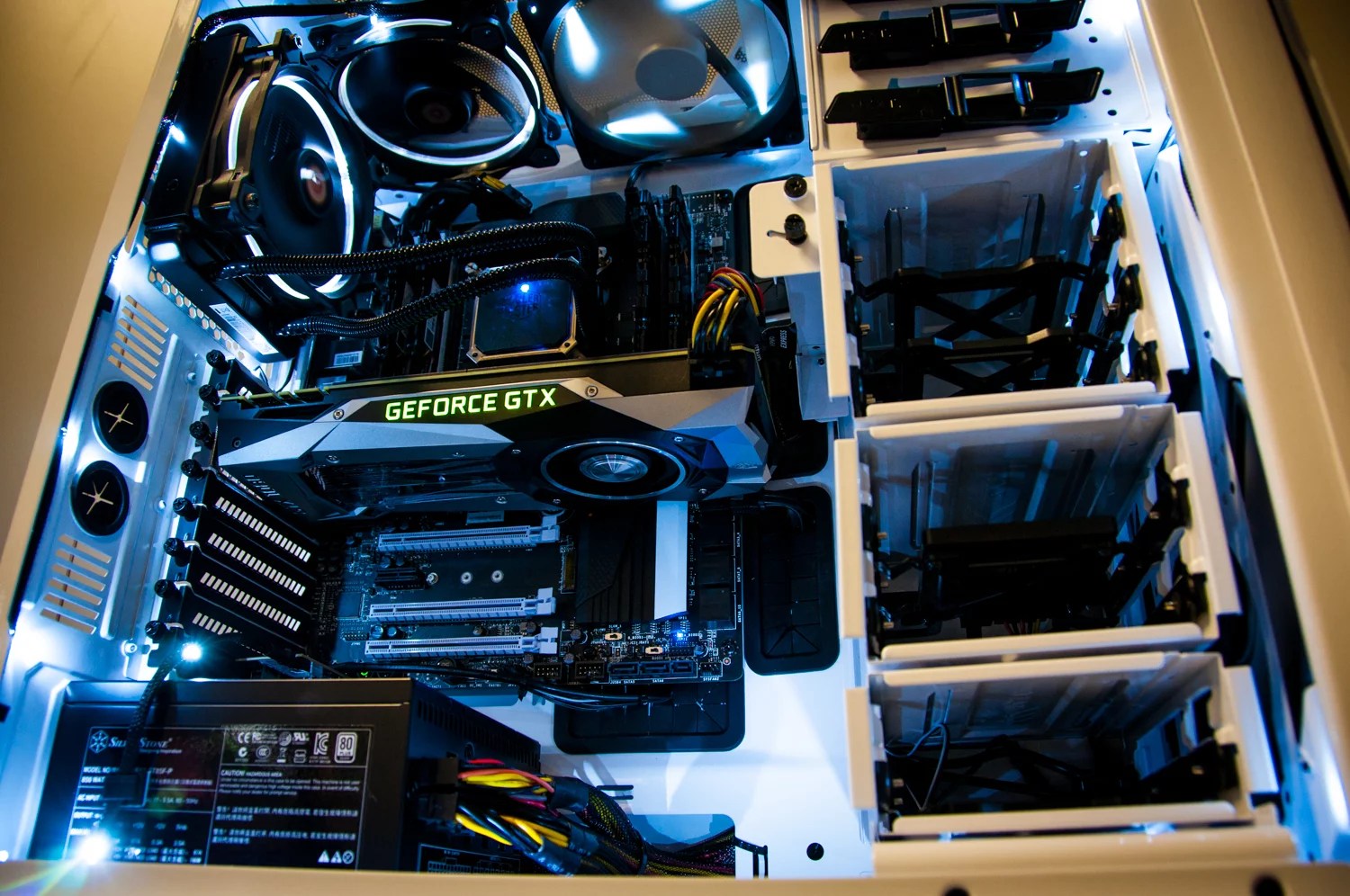 Ragnarok Custom GTX1080 Gaming PC in NZXT Phantom 530 White Evatech News