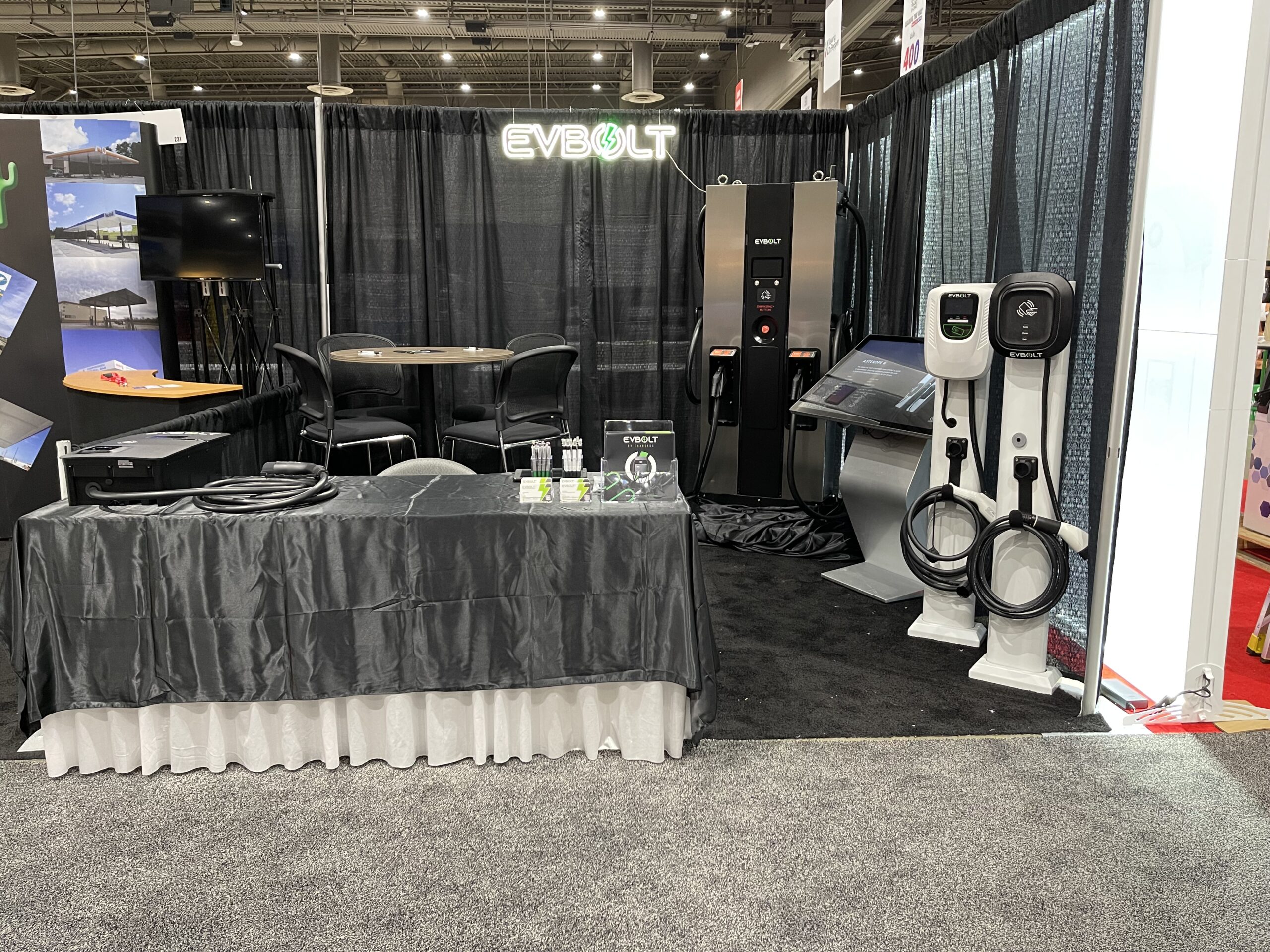 TRADE SHOW 2022 EVBOLT