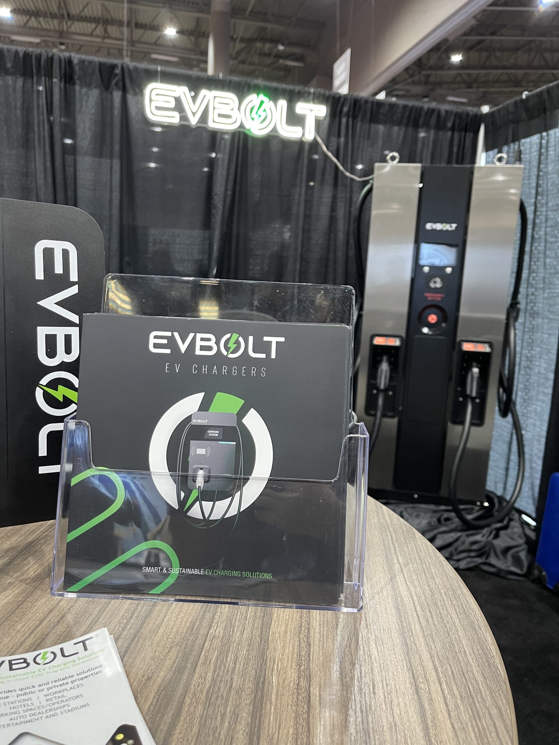 TRADE SHOW 2022 EVBOLT
