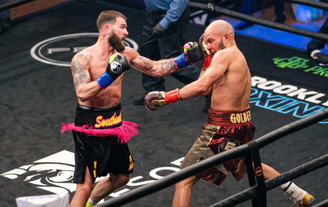 CALEB PLANT LE PASA POR ENCIMA A CALEB TRUAX Y PONE LA MIRA EN EL CANELO