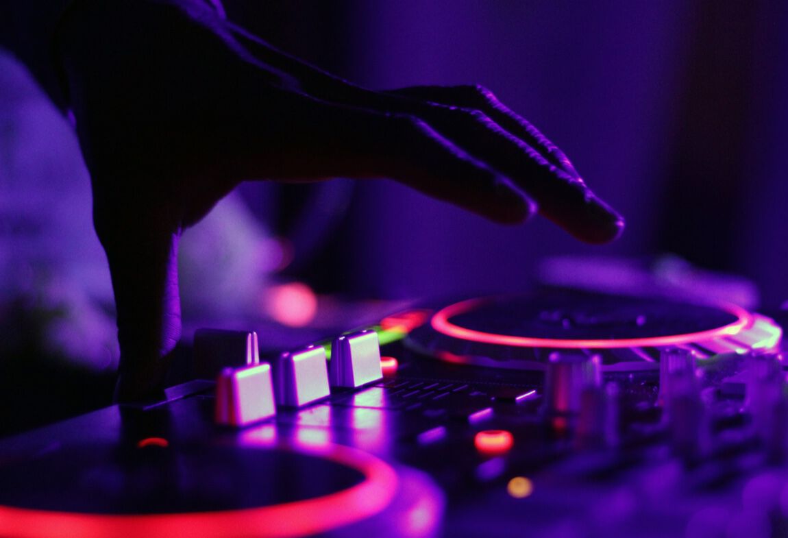 Gold Coast Dj Hire Best Dj for Hire Gold Coast 2021
