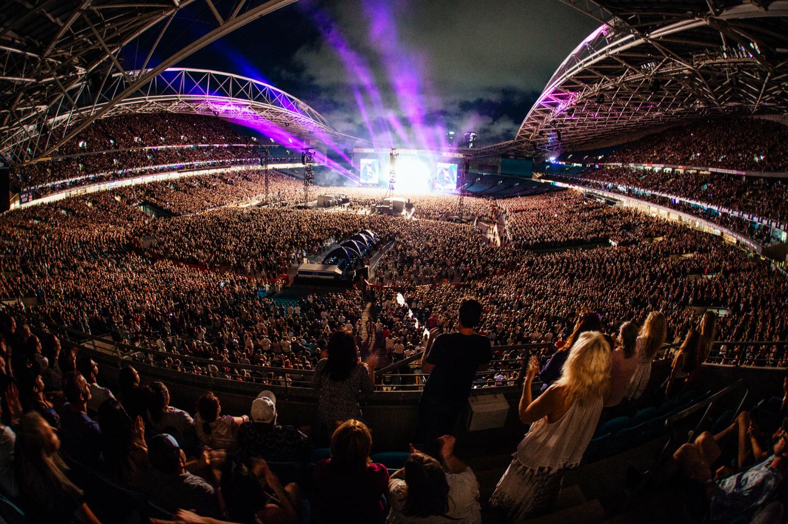'Breathtaking' FIRE FIGHT AUSTRALIA CONCERT RAISES 9.5 MILLION FOR