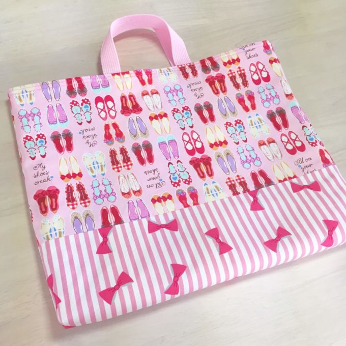 切り替えありレッスンバッグの作り方 – 手作りしたい！入園・入学グッズ 1時間で作れるレッスンバッグ！切り替えも裏地もマチありでも簡単！ | Evepaty｜身近なものを、手軽に可愛くしていくブログ