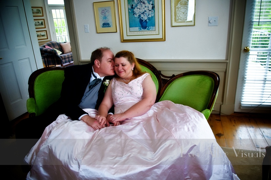 Spring Grove Farm Appomattox VA Wedding Photographer Laura & Jim