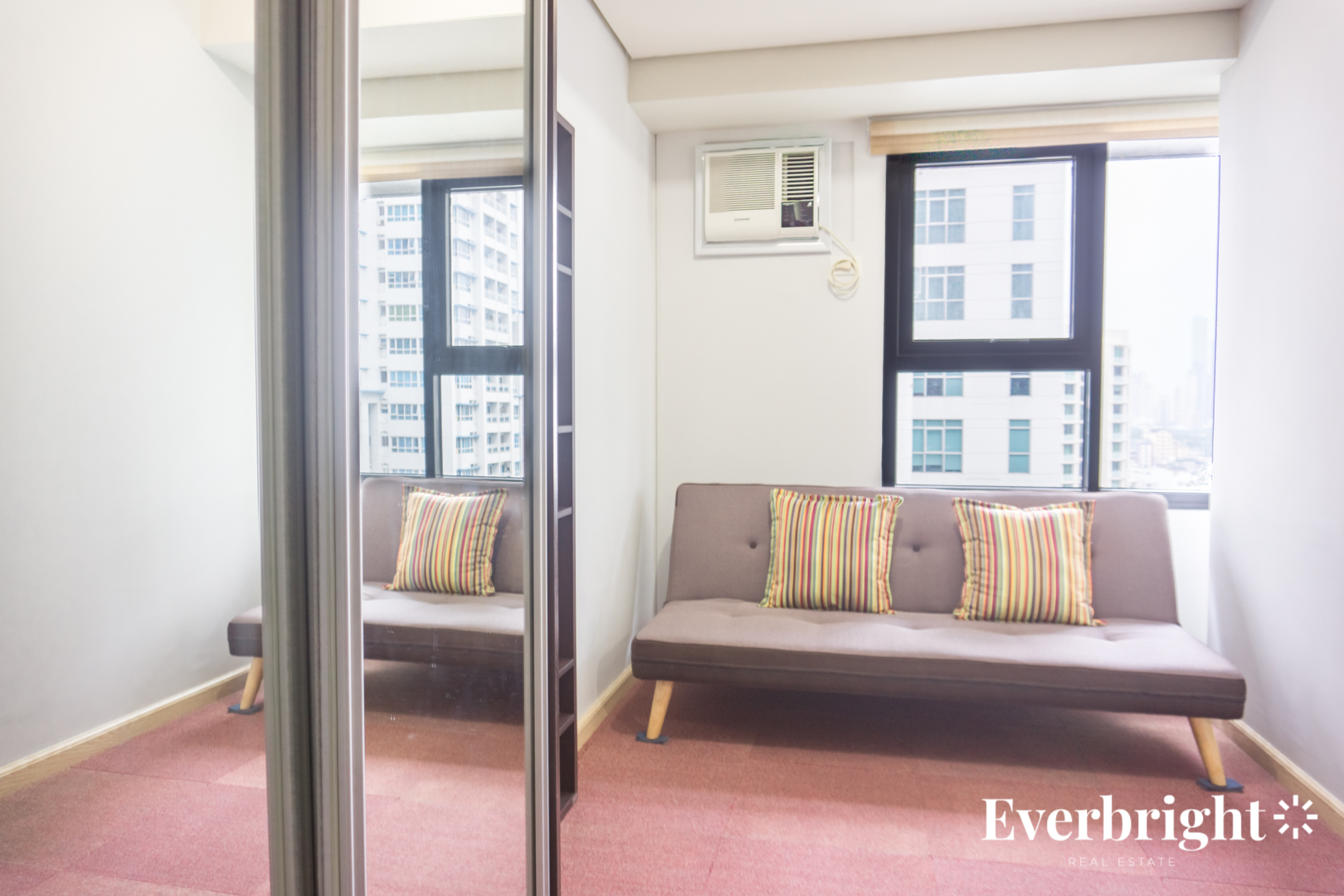 FOR RENT Fully Furnished 2BR unit in The Fort Residences Everbright