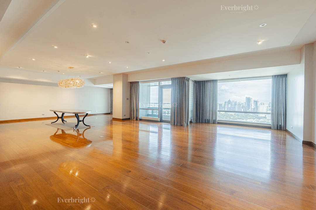 Horizon Homes Three Bedroom 3BR Condo Unit For Sale Everbright Real