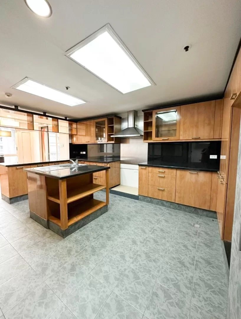 Alexandra Condominium Three Bedroom 3BR Condo Unit For Rent