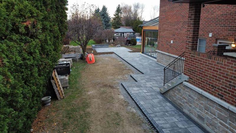 Landscaping Guelph Professional Lawn Care Contractor