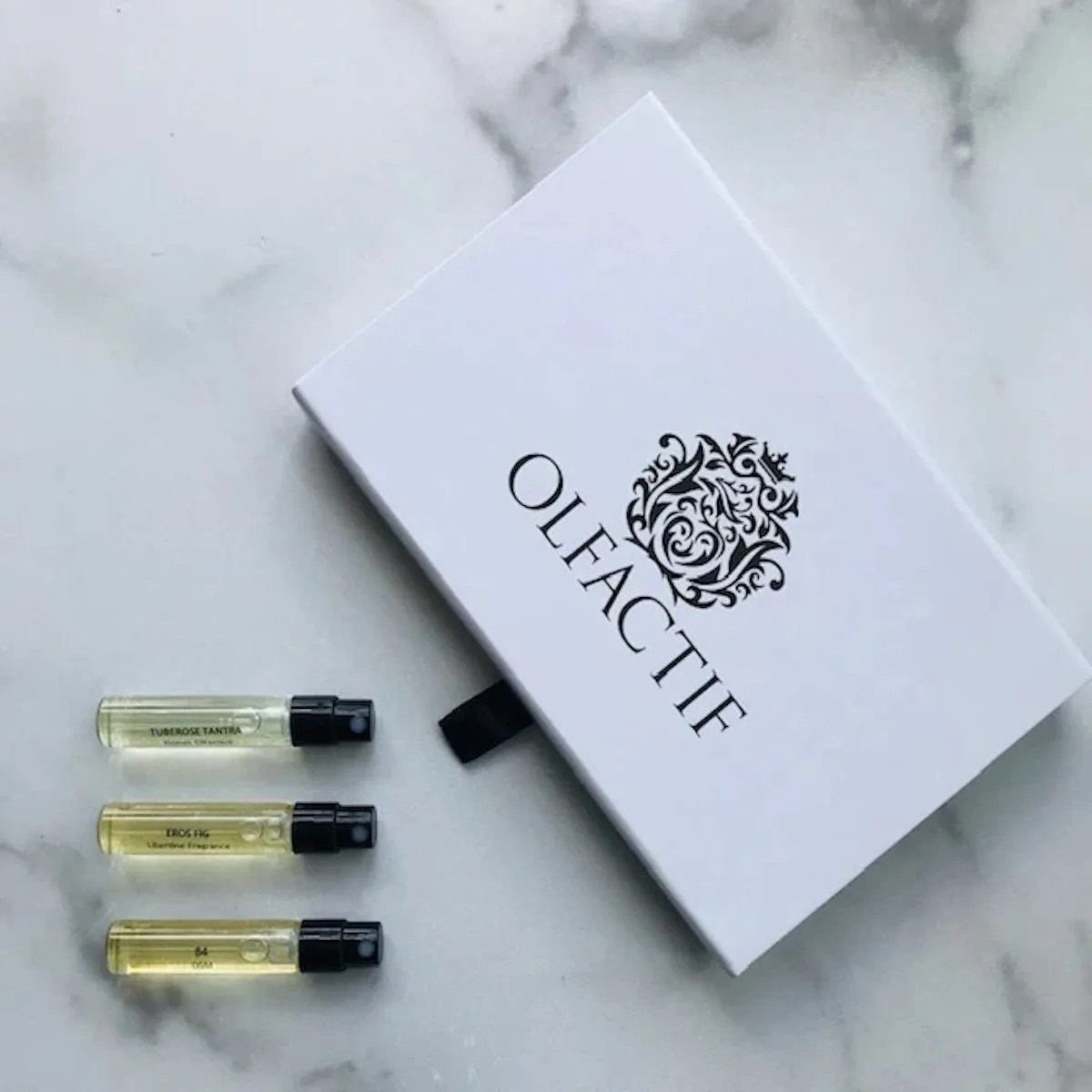 11 Best Perfume & Cologne Subscription Boxes for Every Purpose & Budget