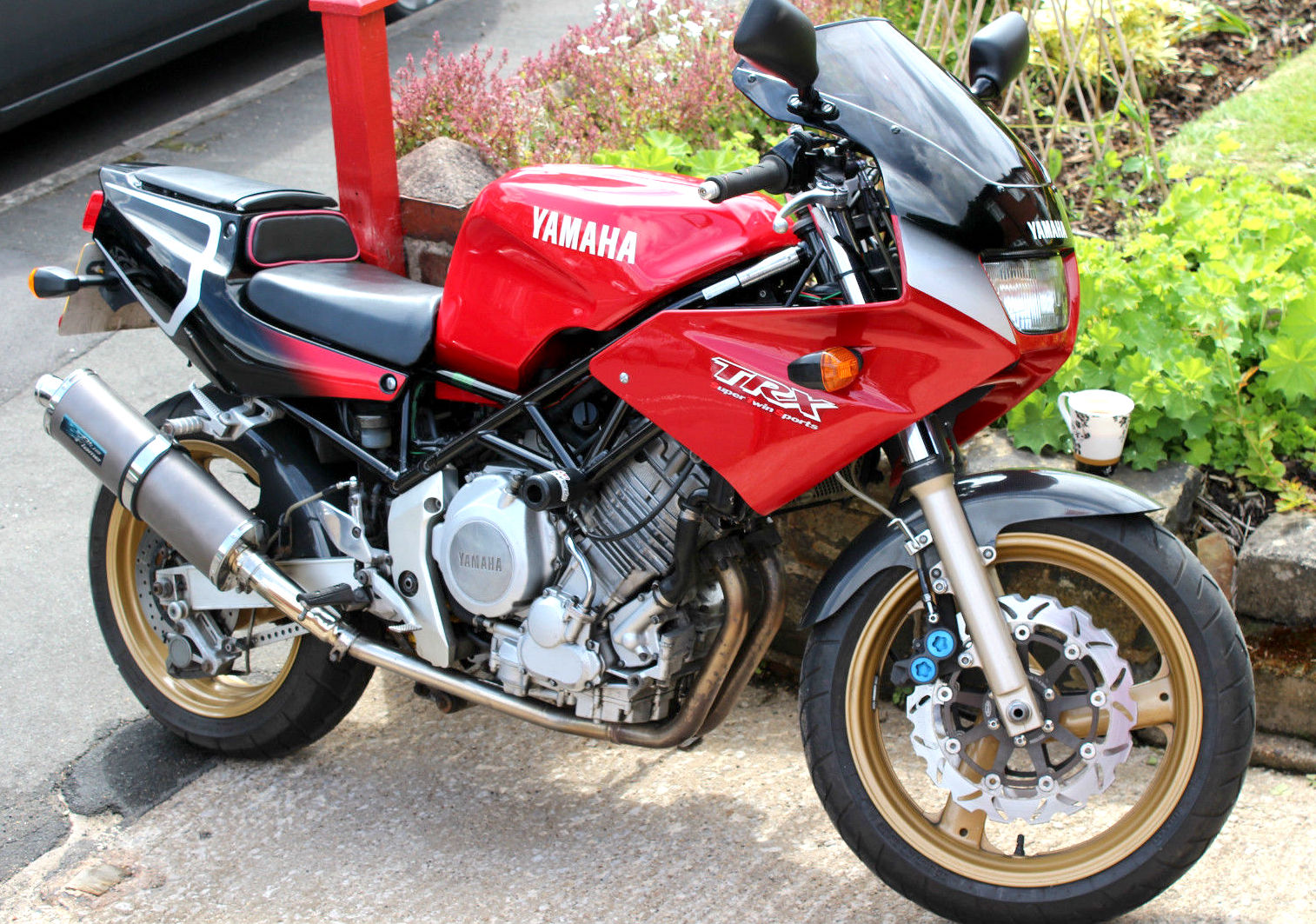 Yamaha TRX850 | Wiki & Review | Everipedia