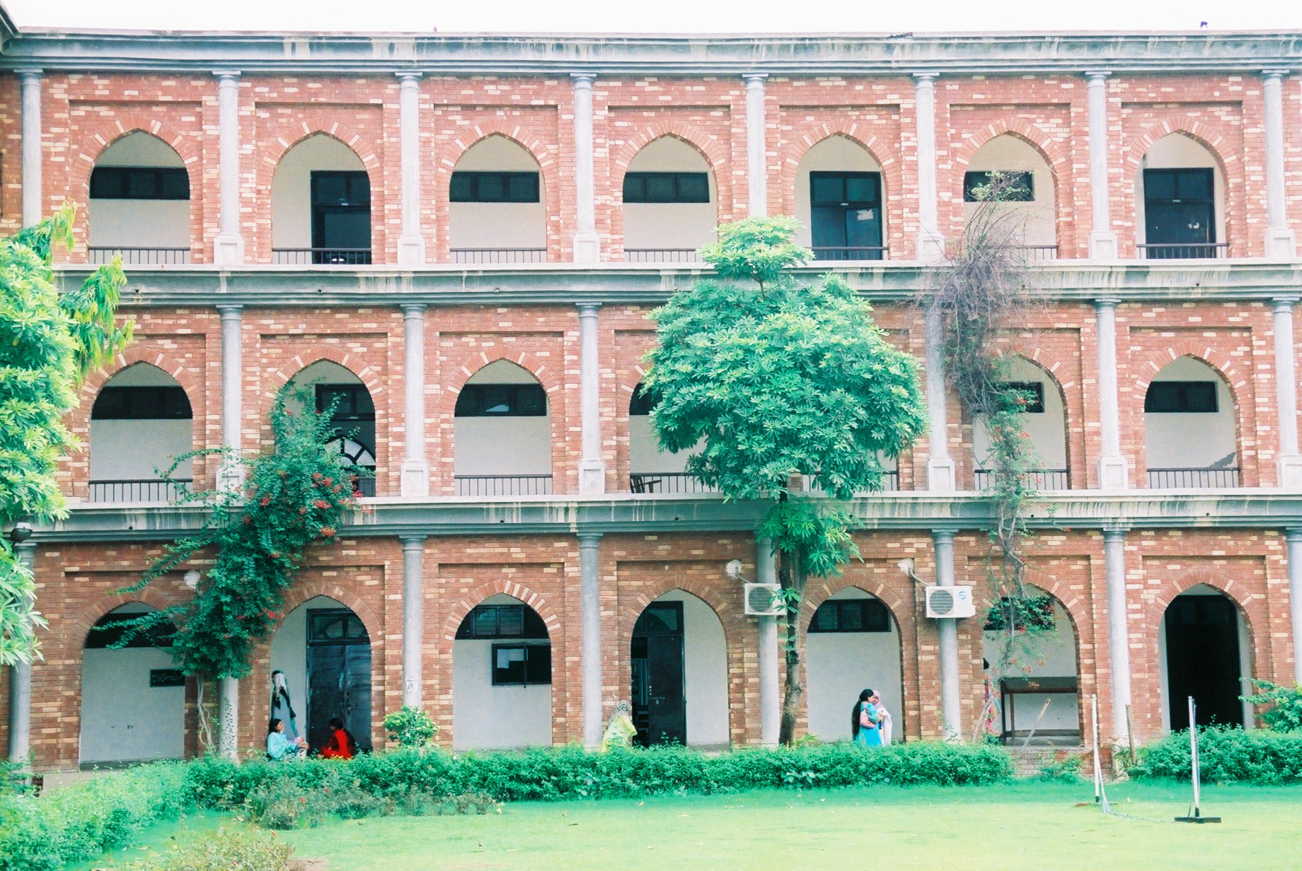 University of Education Wiki Everipedia