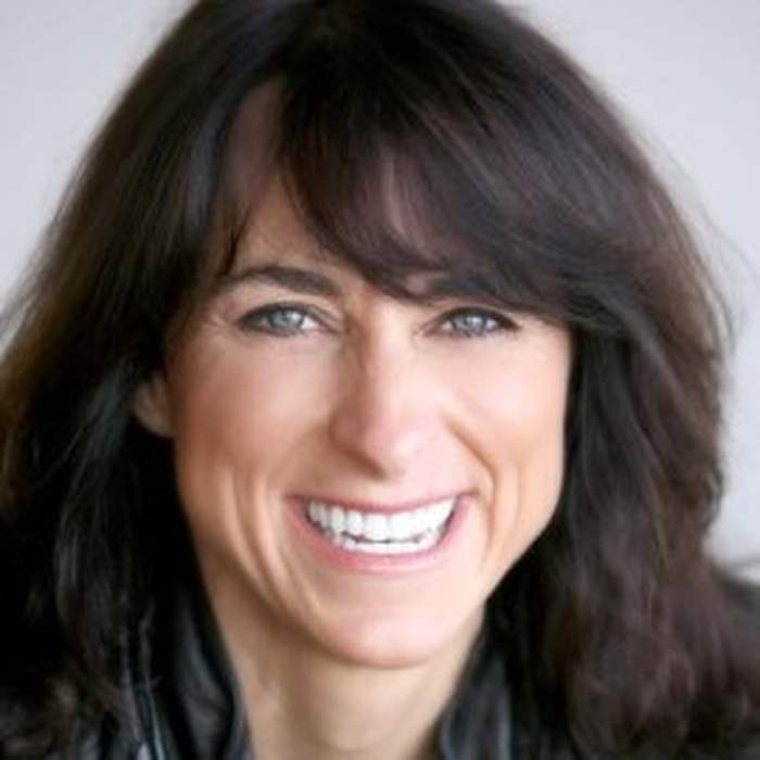 Gail lewis net worth