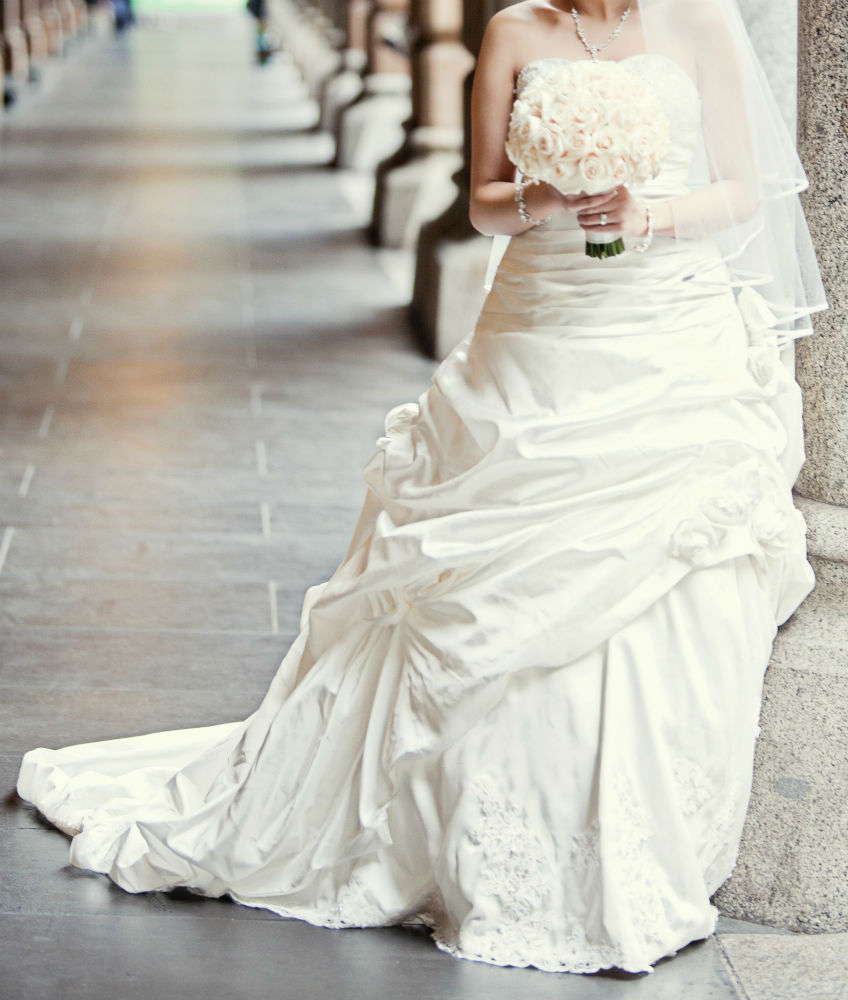 Exquisite wedding dress size 8 Second Hand Wedding Dresses Australia
