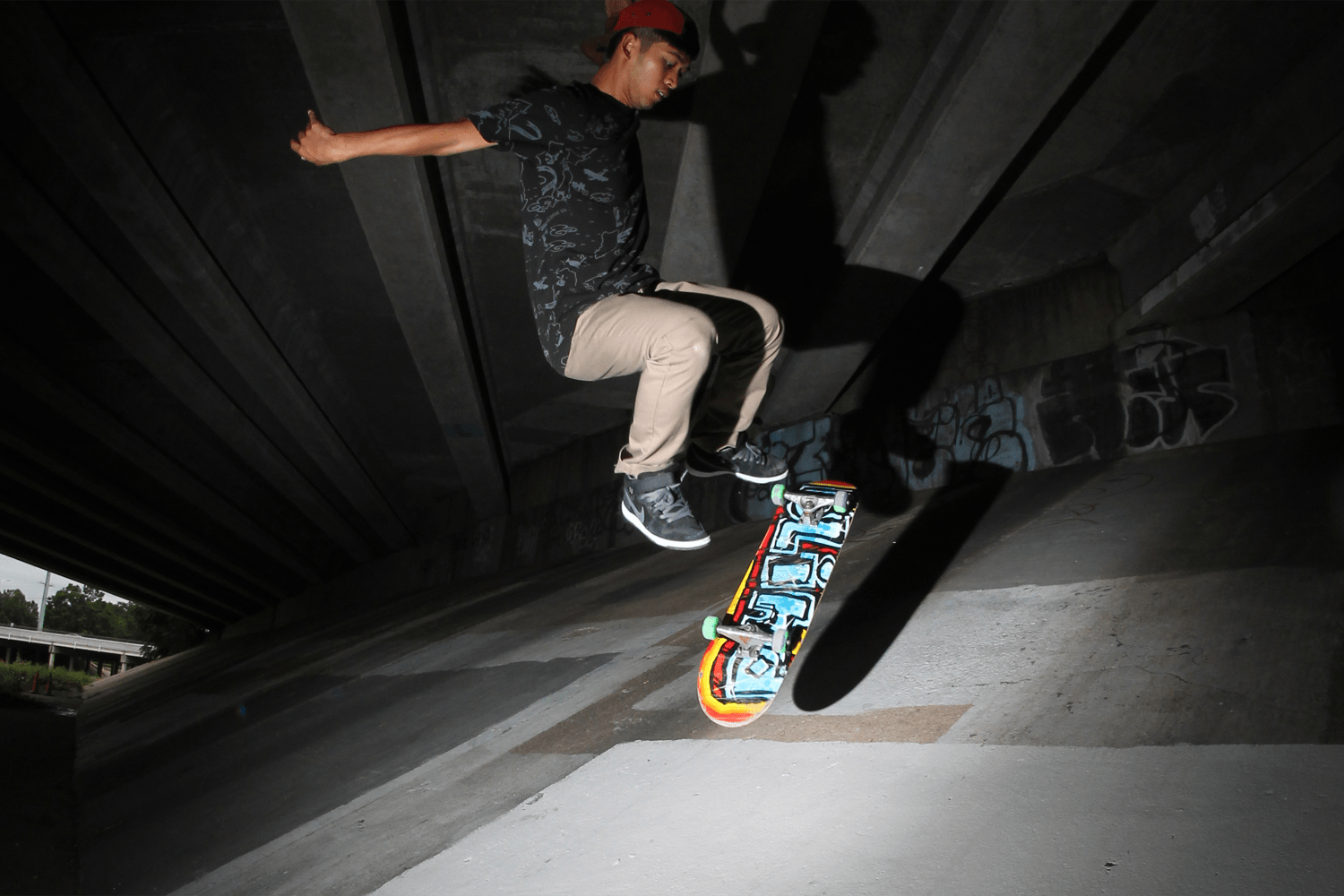 kickflip Skateboard Videos & Photos on everskate