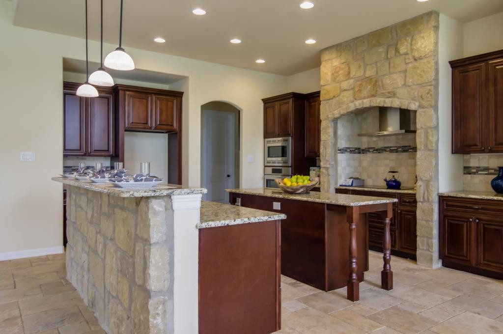 Escada Everview Homes