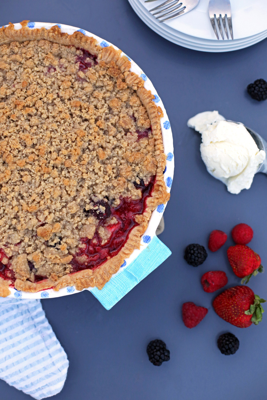 Triple Berry Pie with Crumble Topping Everyday Reading