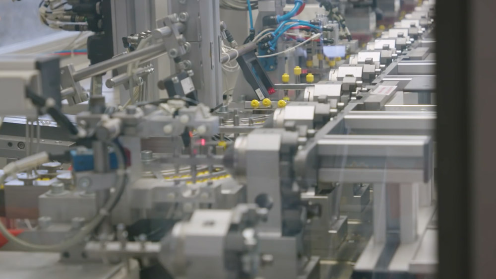 Watch How Collectable Lego Minifigures Are Made! EverydayBricks