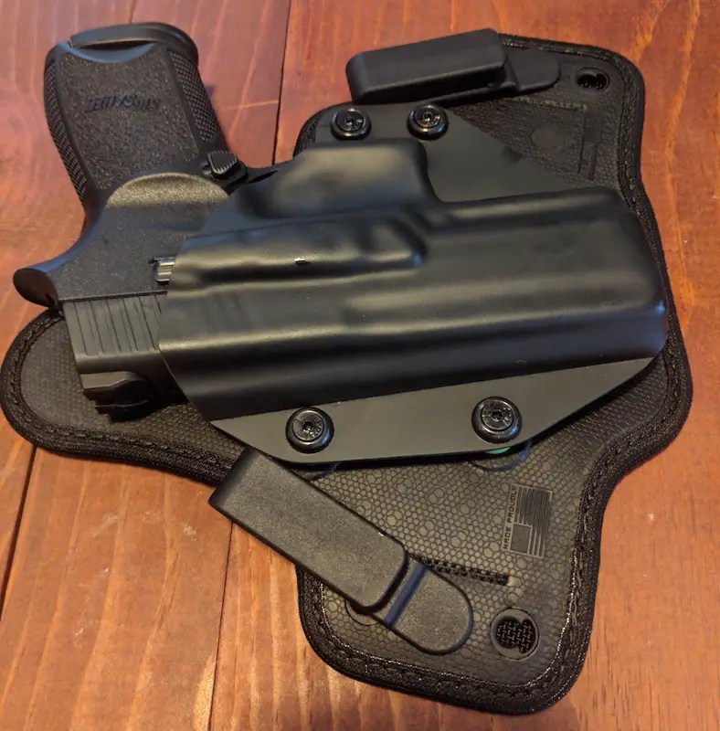 Alien Gear IWB Cloak Tuck Holster Review Best IWB Holster Yet?