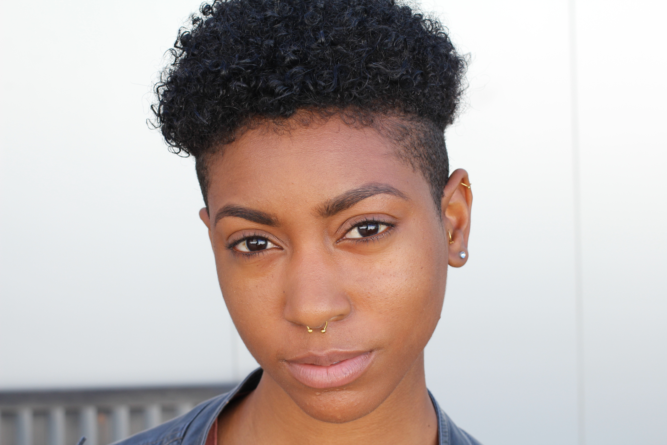 9 Strategies for Dealing with Body Dysphoria for Genderqueer and Trans