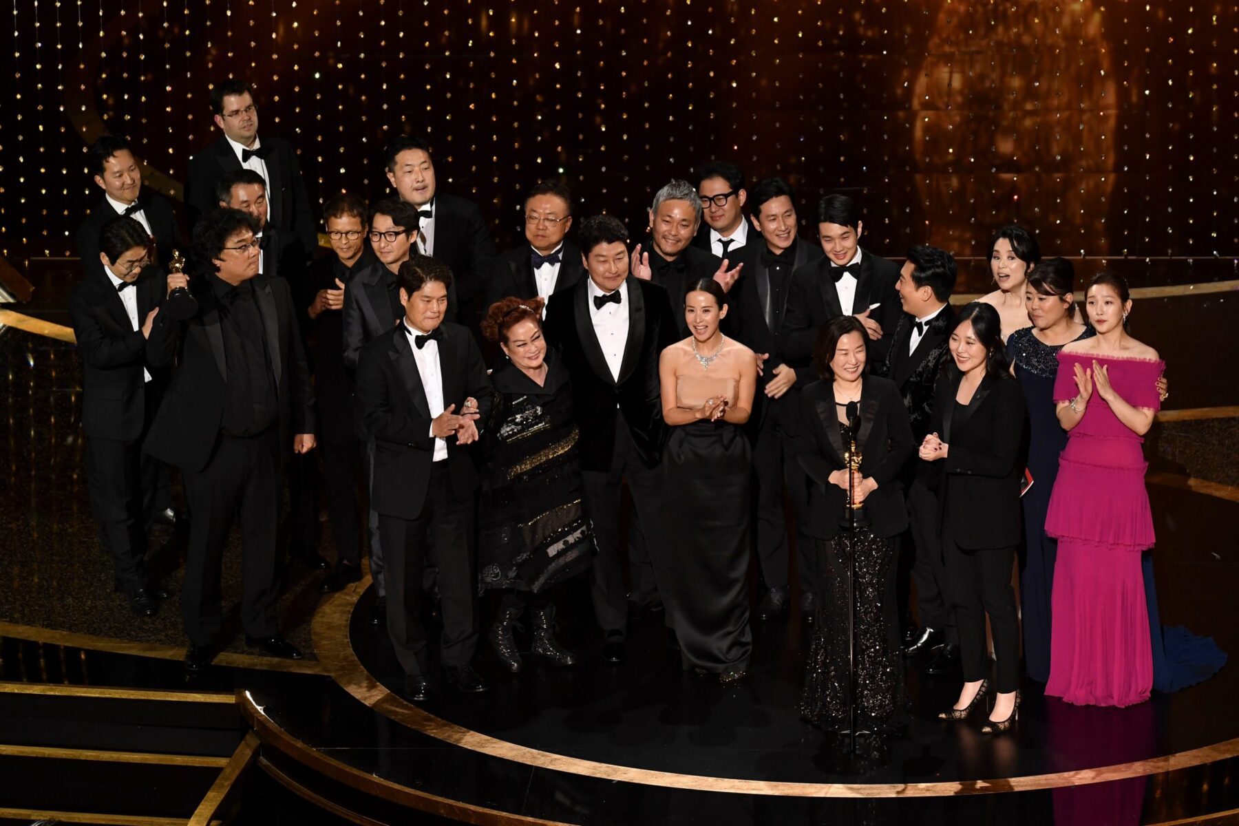 2020 Oscars "Parasite“ Pulls Off a Major Upset, Wins Top Awards