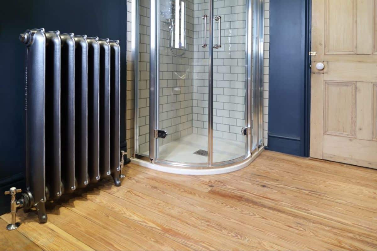 20+ Inspiring & Unique Paint Colors for Cast Iron Radiators Everyday