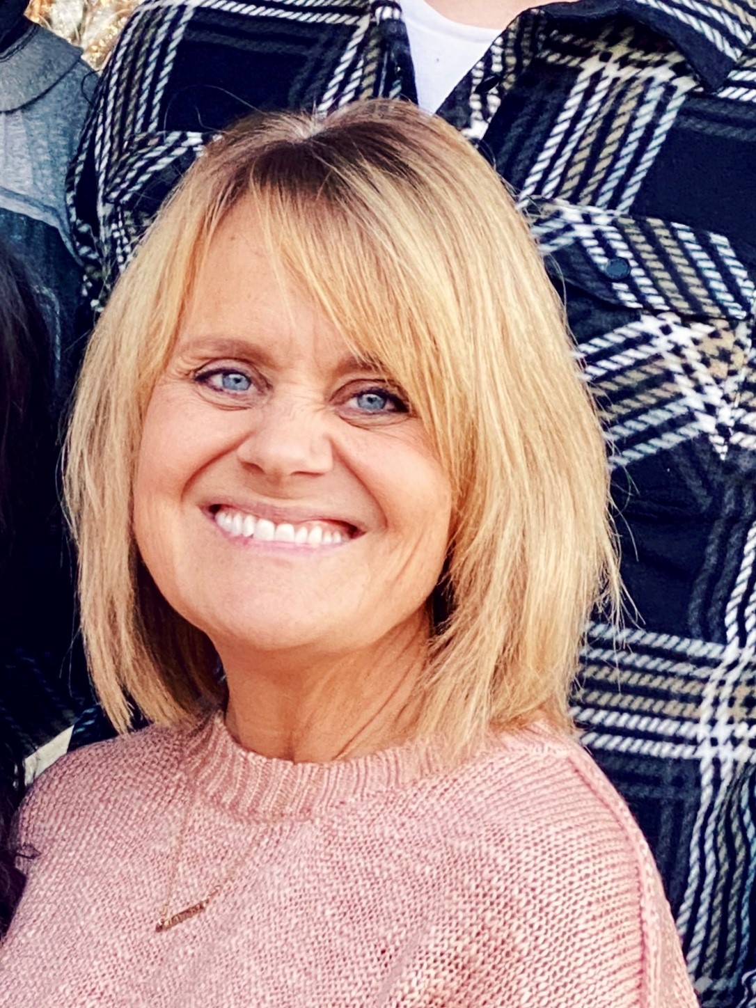 Mike Molter's Instagram, Twitter & Facebook on IDCrawl