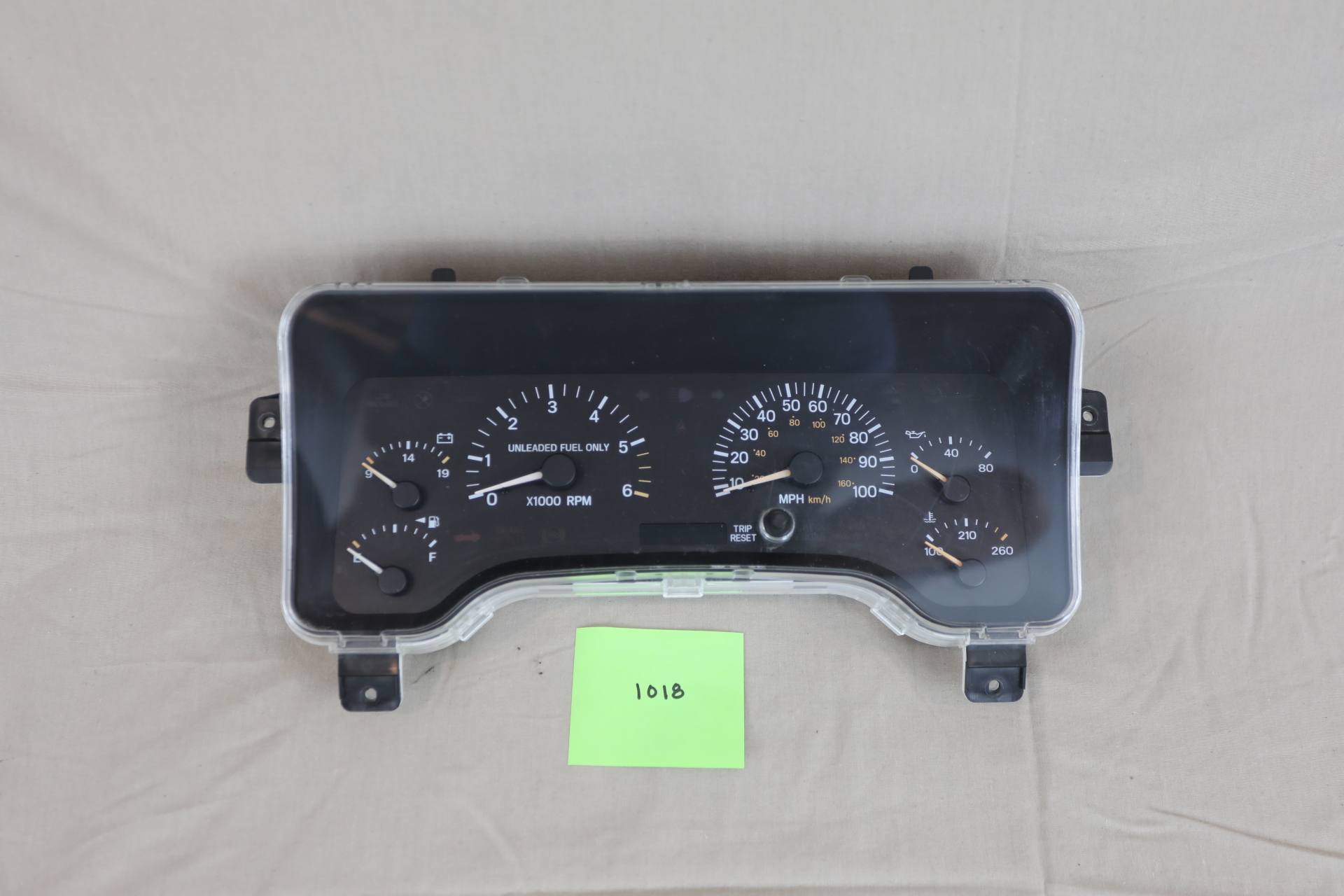 9900 Jeep Cherokee Instrument Cluster 220K OEM EVERY DETAIL