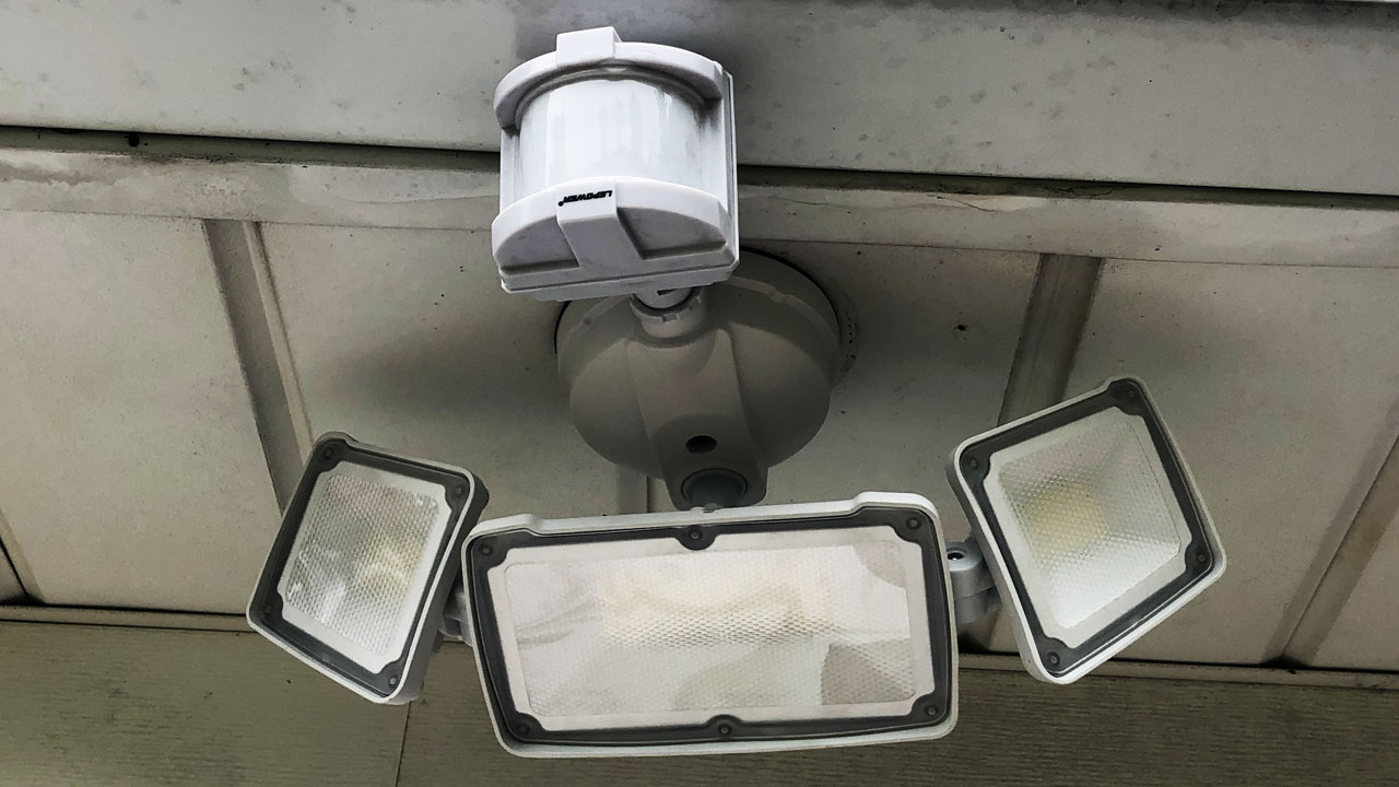Best Solar Powered Security Lights in 2024 Every Home Tech