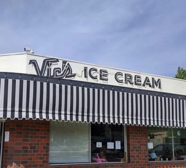 Vic's Ice Cream Menu Prices (US) 2024
