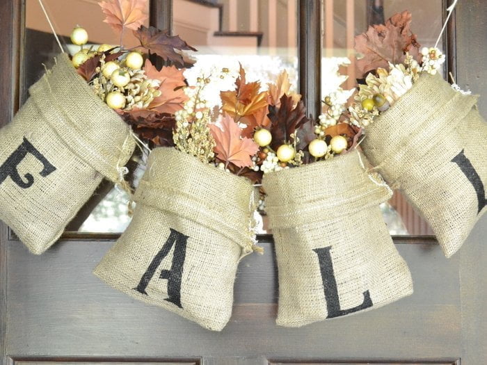 Adorable Fall Decor Ideas That Use Burlap Sacks