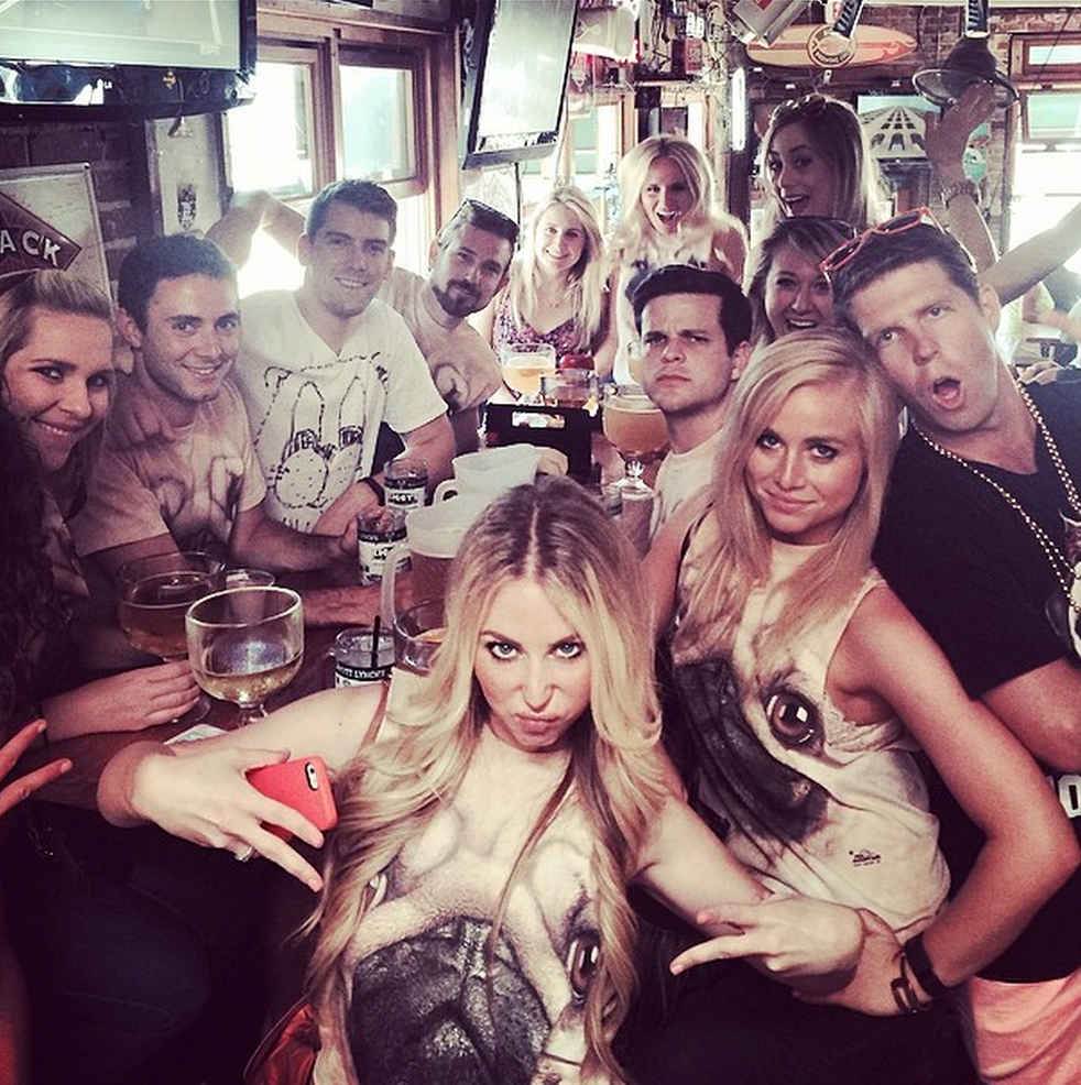 5 pub crawl themes that will make your summer insanely awesome! Theme 5 pub crawl themes that will make your summer insanely awesome! Theme