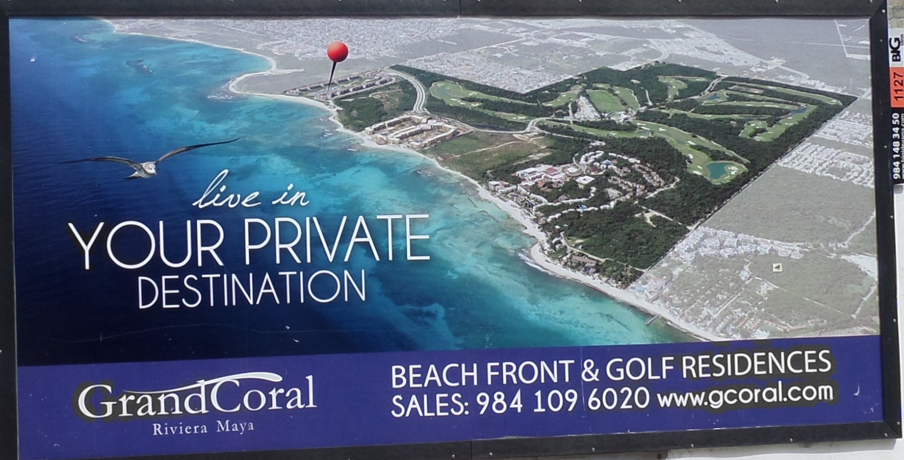 The Mareazul Developement of Playa Del CarmenWhat is it like?Living