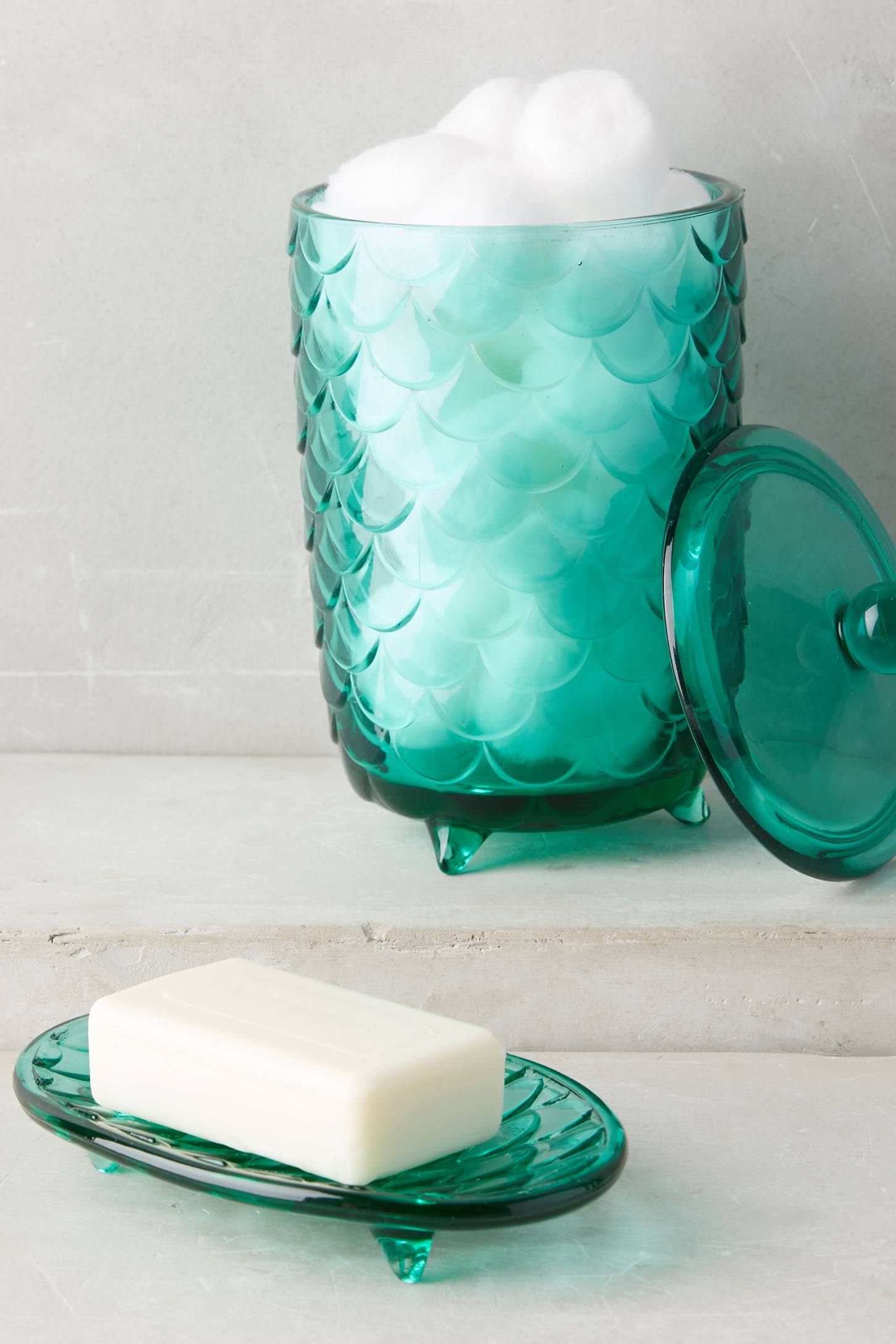 Turquoise Scalloped Glass Bath Container Everything Turquoise