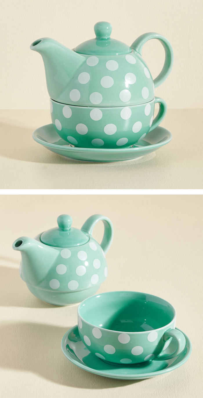 Spots of Tea Set Everything Turquoise