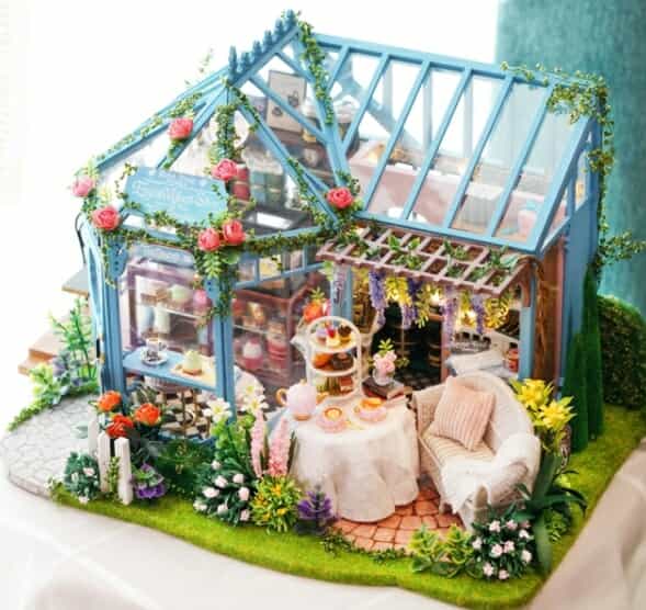 DIY Miniature Greenhouse Kits - There Are So Many Types Available! An