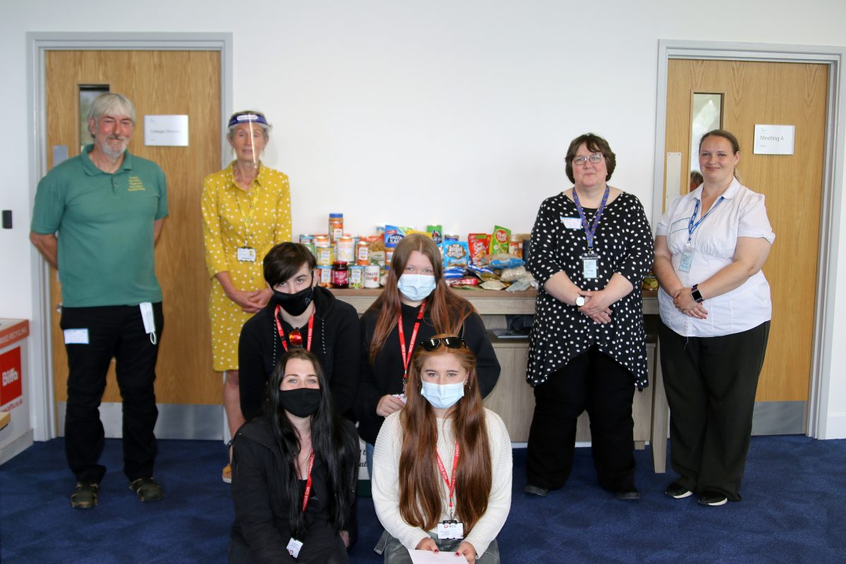 Learning about foodbanks The Evesham Observer