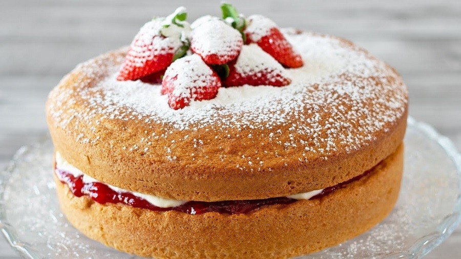 Victoria Sponge Cake Recipe Ingredients, method, nutrition & calories eves weekly