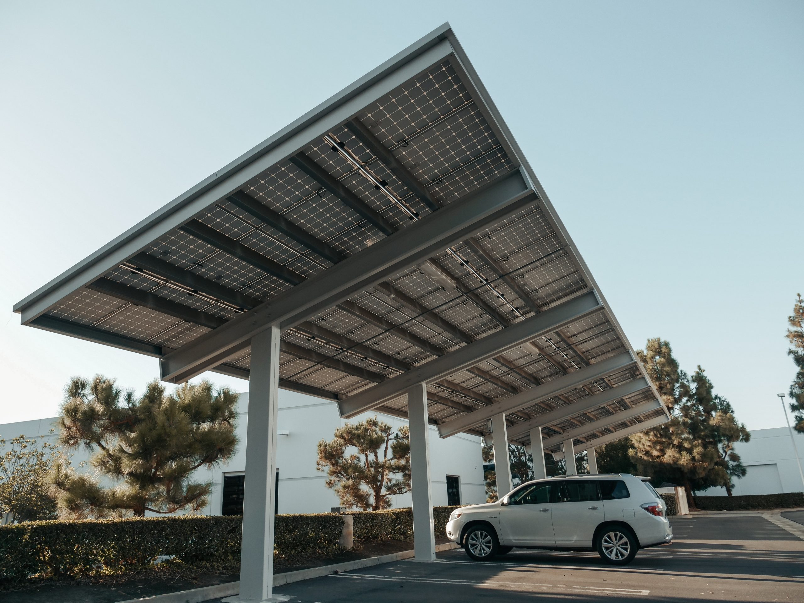 Can You Charge an EV With Offgrid Solar? EviUSA